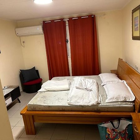 Iris Room Libreville Ngoại thất bức ảnh