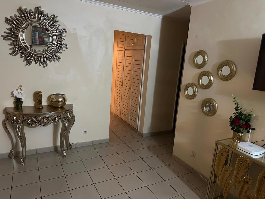 Iris Room Libreville Ngoại thất bức ảnh